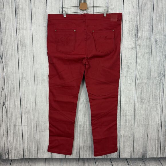 NWT Born Fly Men's 42x32 Red Zipper Pockets Cotton Stretch Straight Leg Jeans - Picture 5 of 8